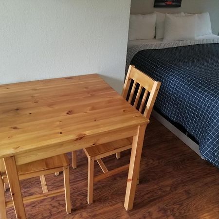 Osoyoos Lakeview Inn & Suites Luaran gambar