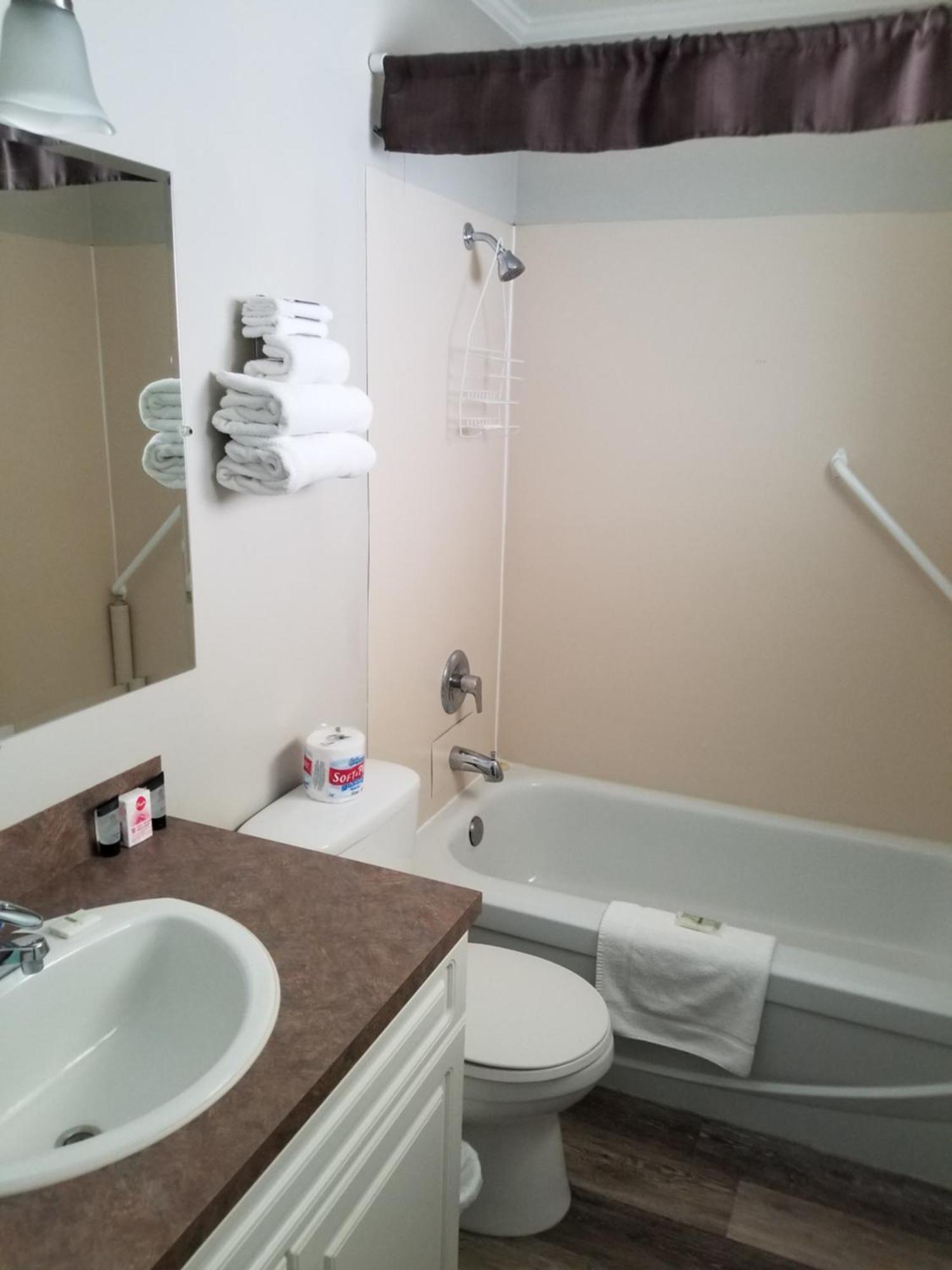 Osoyoos Lakeview Inn & Suites Luaran gambar