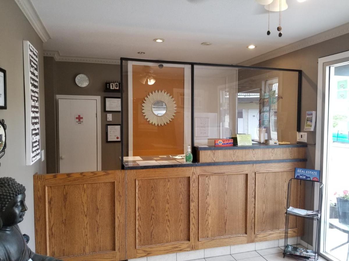 Osoyoos Lakeview Inn & Suites Luaran gambar
